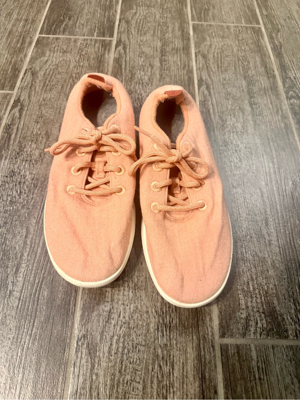 Size 11 Allbirds women’s running shoes!…